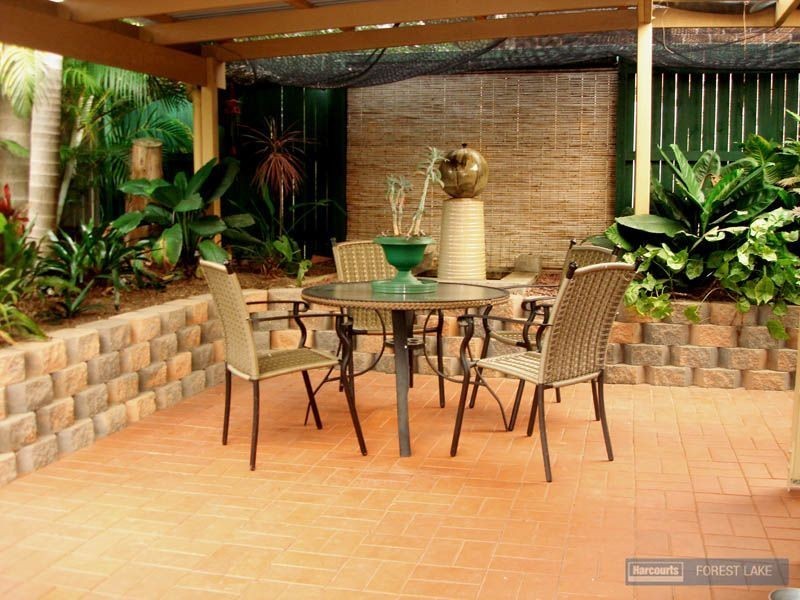 19 Bannister Place, Forest Lake QLD 4078