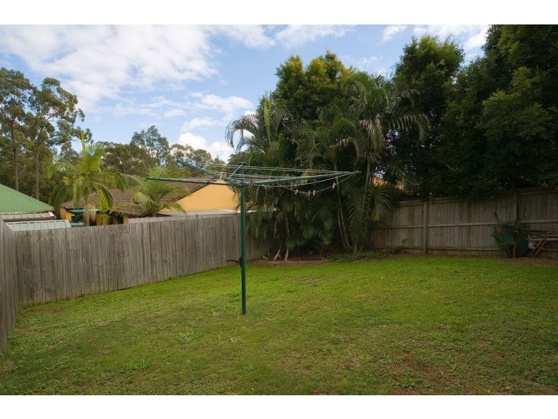 8 Pintail Crescent, Forest Lake QLD 4078