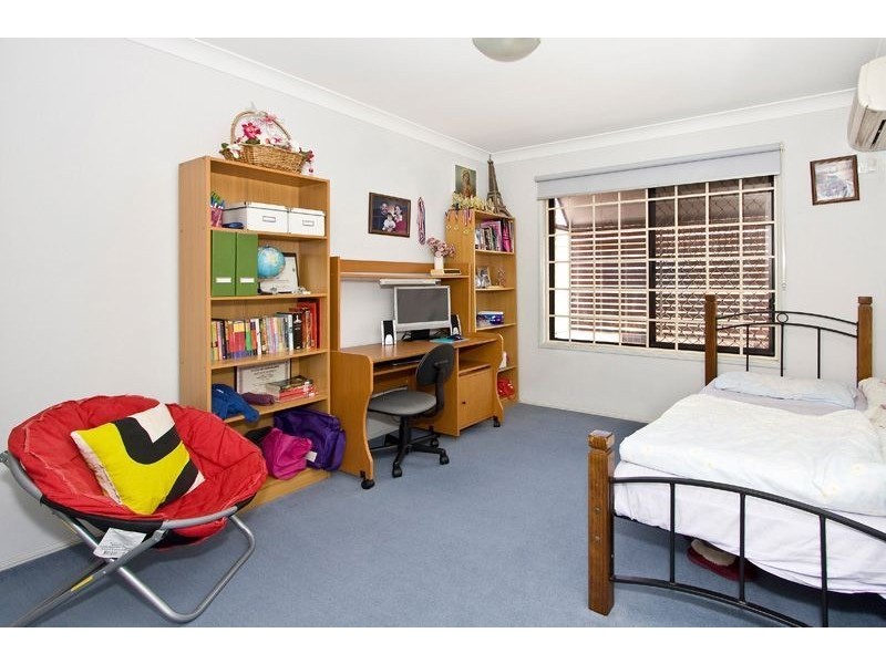 3 Sunningdale Street, Oxley QLD 4075