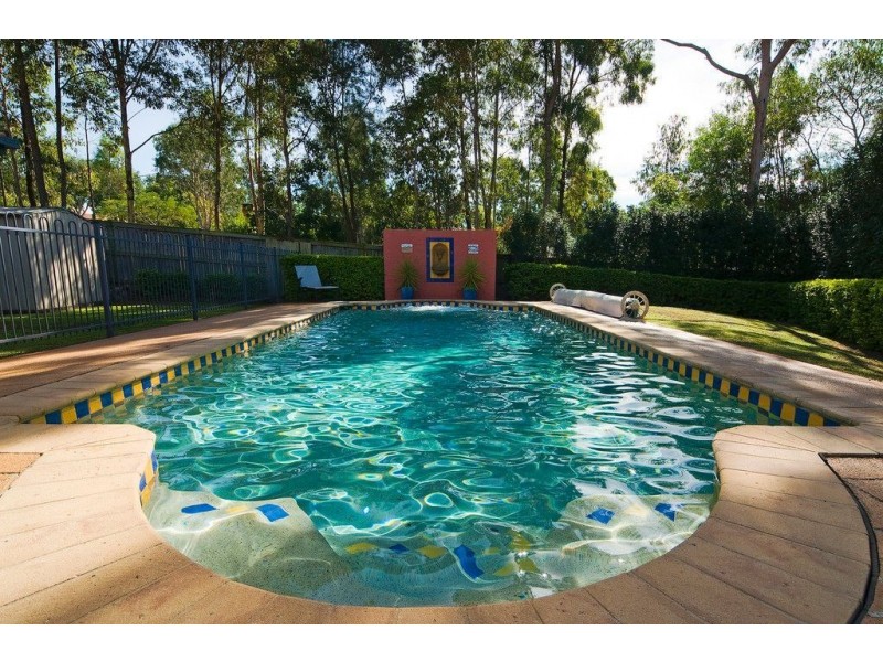 30 Cambridge Crescent, Forest Lake QLD 4078