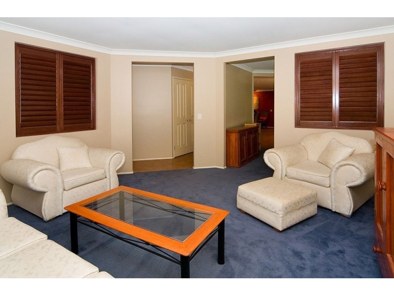 30 Cambridge Crescent, Forest Lake QLD 4078