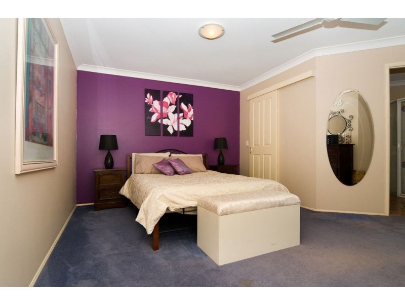 30 Cambridge Crescent, Forest Lake QLD 4078