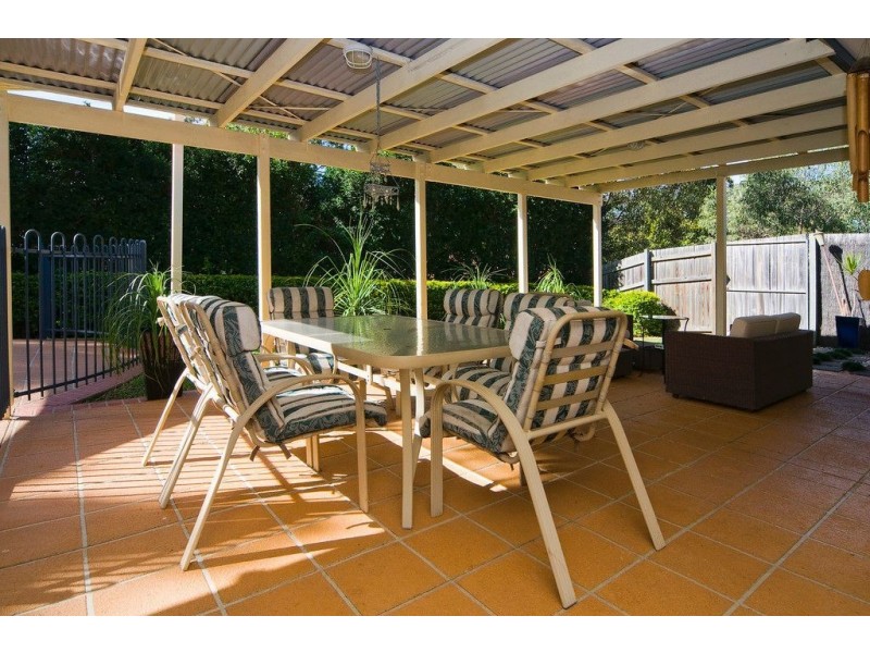 30 Cambridge Crescent, Forest Lake QLD 4078