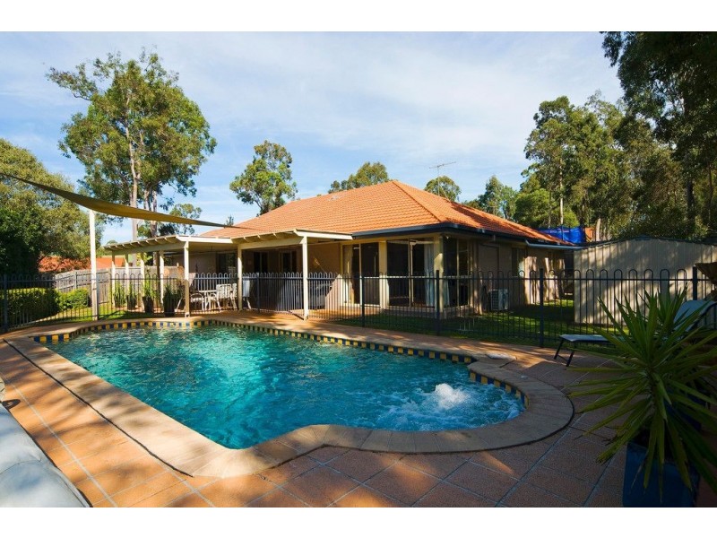 30 Cambridge Crescent, Forest Lake QLD 4078