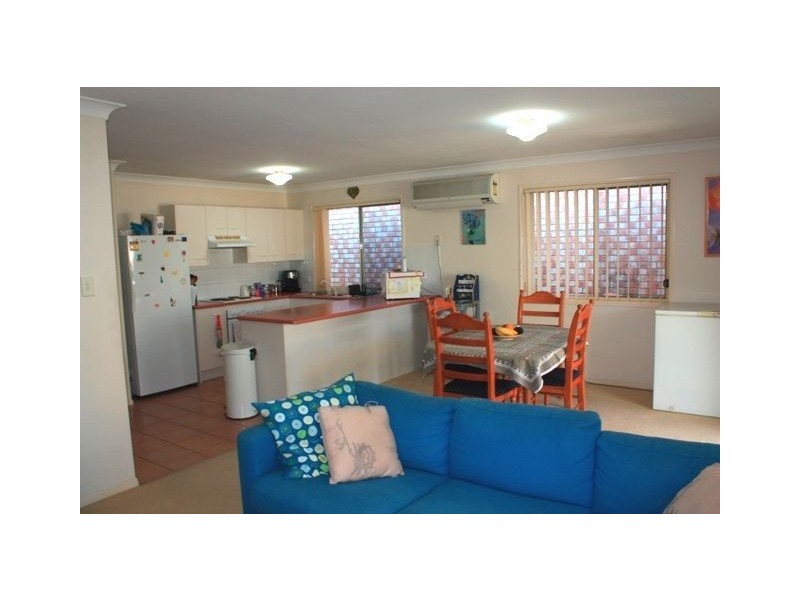 3 Paterson Place, Forest Lake QLD 4078