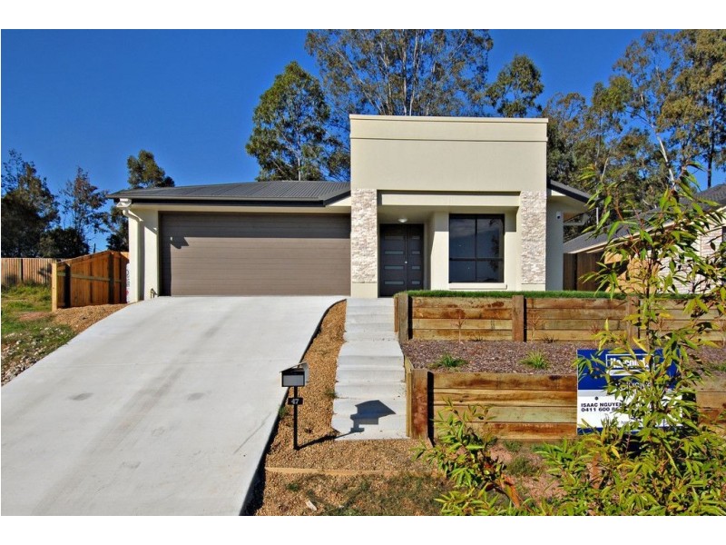 47 Flower Place, Richlands QLD 4077