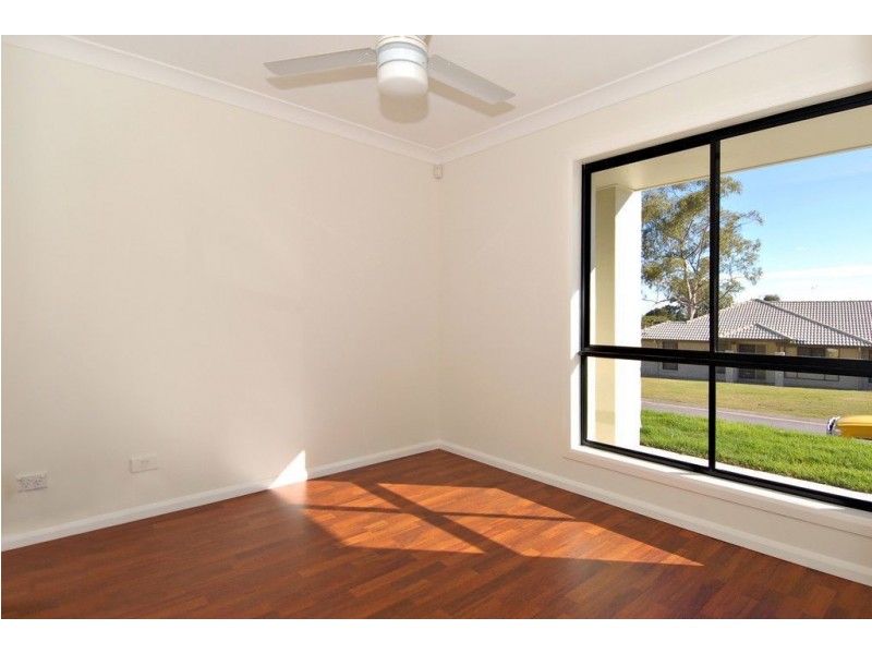 47 Flower Place, Richlands QLD 4077