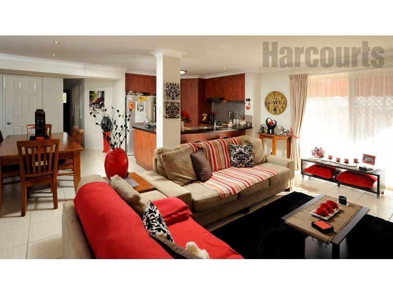 36 Hawthorne Street, Forest Lake QLD 4078