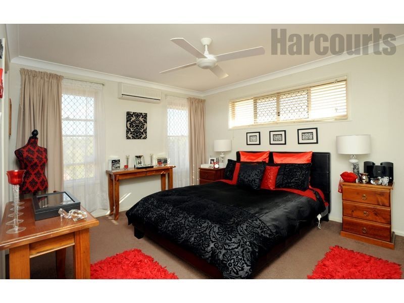 36 Hawthorne Street, Forest Lake QLD 4078