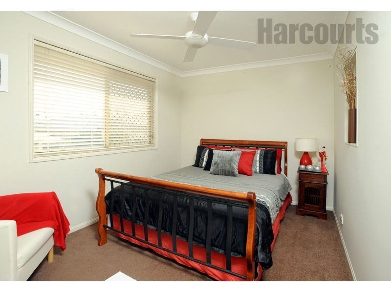 36 Hawthorne Street, Forest Lake QLD 4078