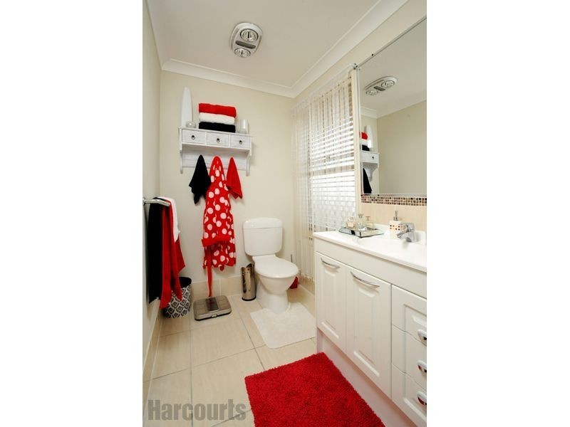 36 Hawthorne Street, Forest Lake QLD 4078