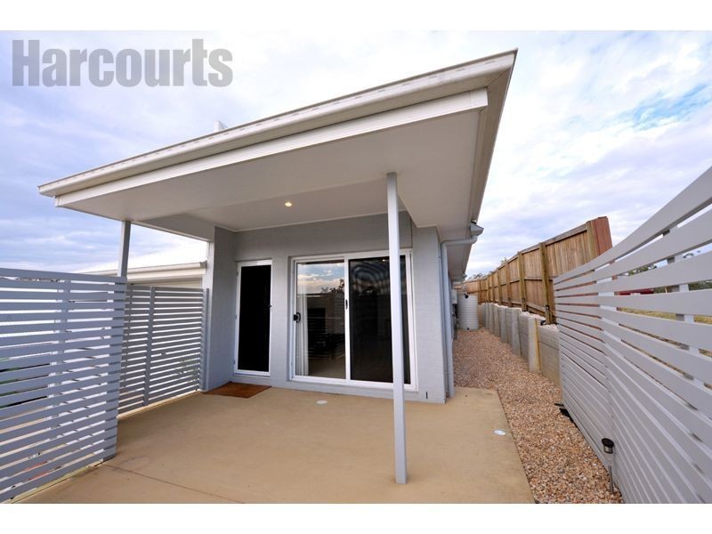 1 Clearpoint Way, Springfield Lakes QLD 4300