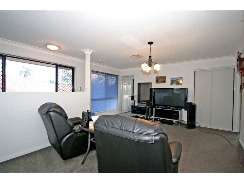 39 Cascade Drive, Forest Lake QLD 4078