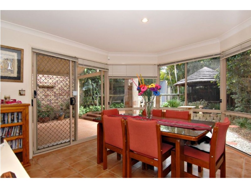 27 Mawson Place, Forest Lake QLD 4078