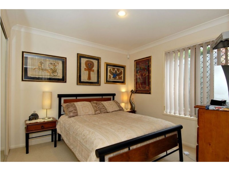 27 Mawson Place, Forest Lake QLD 4078