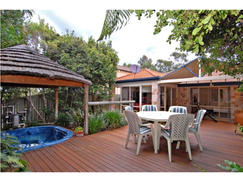 27 Mawson Place, Forest Lake QLD 4078