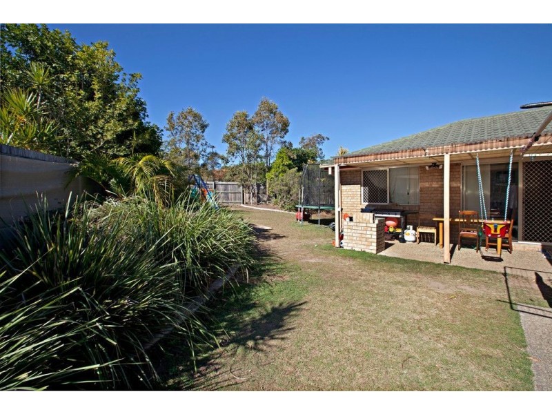 1 Wren Close, Forest Lake QLD 4078