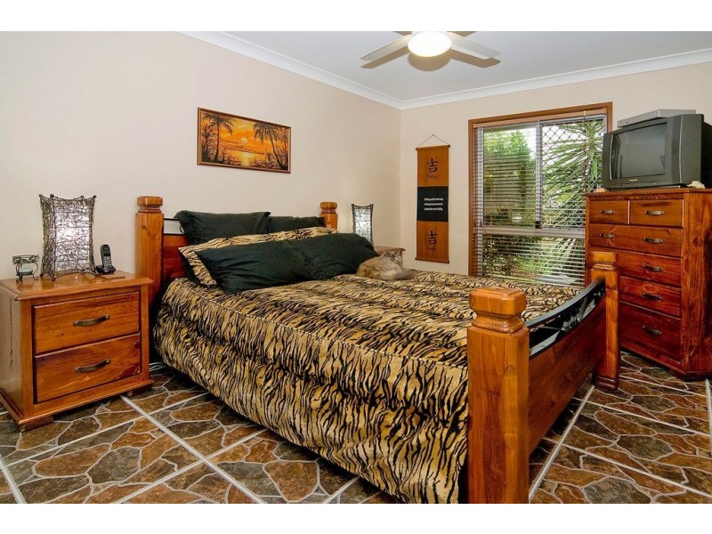 8 Dunsmure Close, Durack QLD 4077
