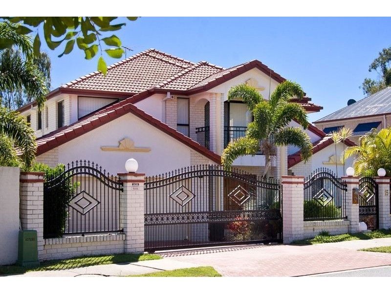 15 The Esplanade, Forest Lake QLD 4078