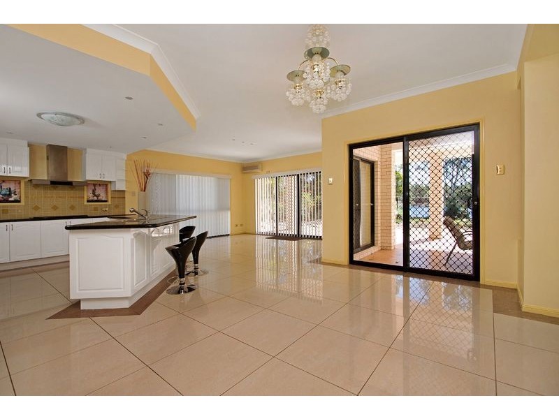 15 The Esplanade, Forest Lake QLD 4078