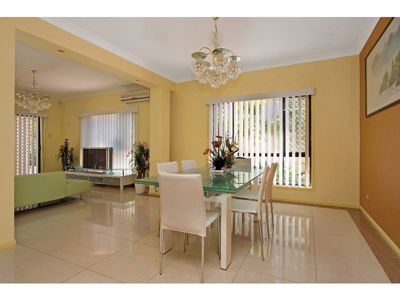 15 The Esplanade, Forest Lake QLD 4078