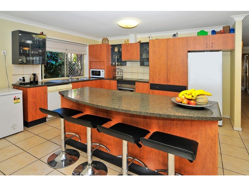 40 Paton Crescent, Forest Lake QLD 4078