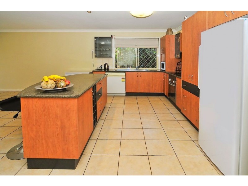 40 Paton Crescent, Forest Lake QLD 4078