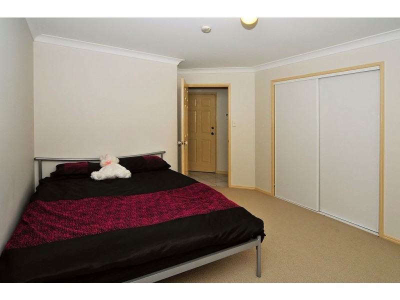 19 Stuart Place, Forest Lake QLD 4078