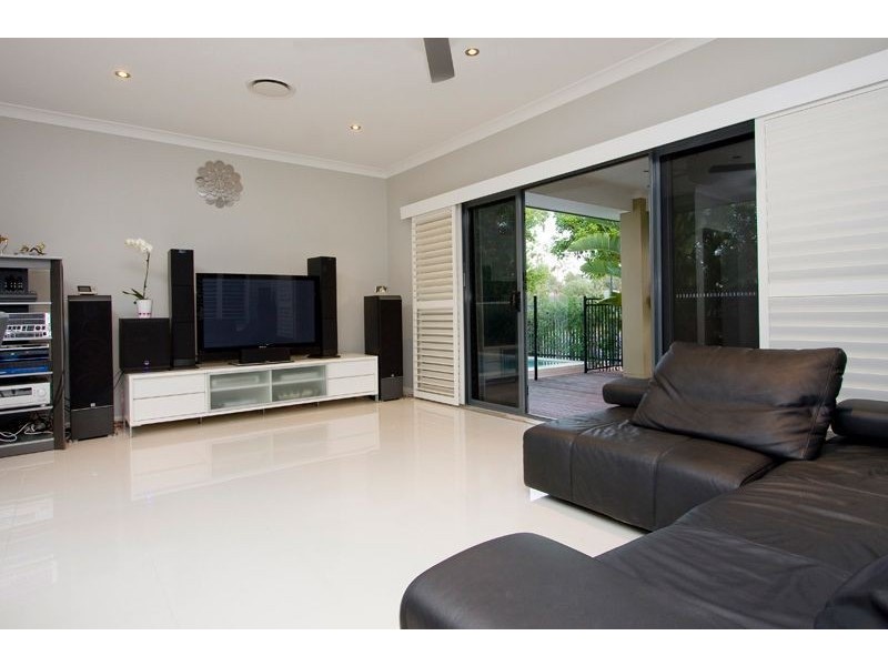 7 Seychelles Lane, Forest Lake QLD 4078