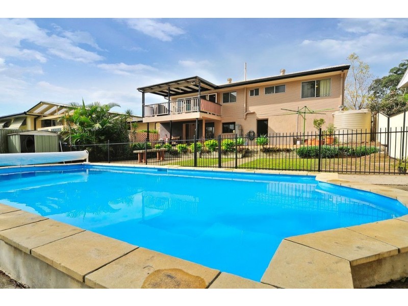 32 Dandenong Road, Jamboree Heights QLD 4074