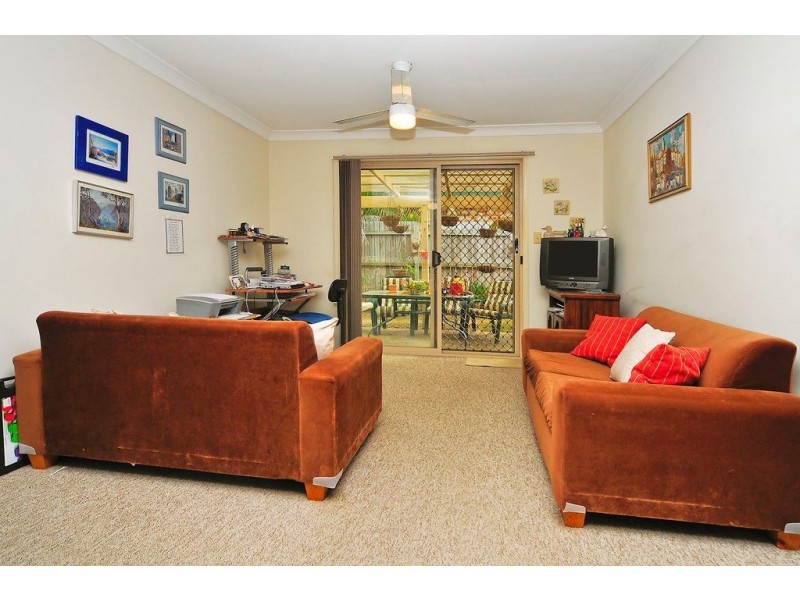 9 Evergreen Place, Forest Lake QLD 4078