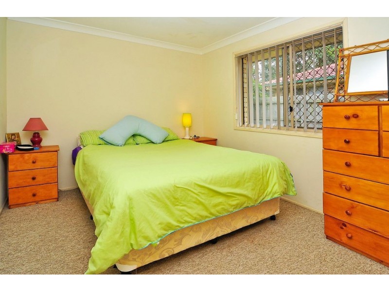9 Evergreen Place, Forest Lake QLD 4078