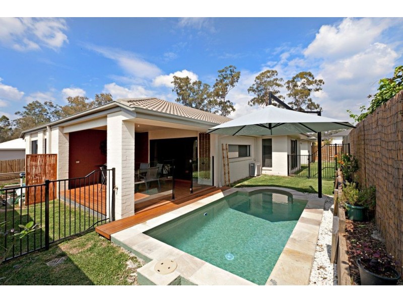 5 Hawkden Close, Doolandella QLD 4077