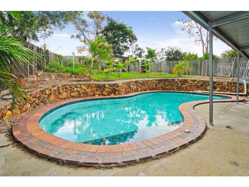 6 Dunsmure Close, Durack QLD 4077