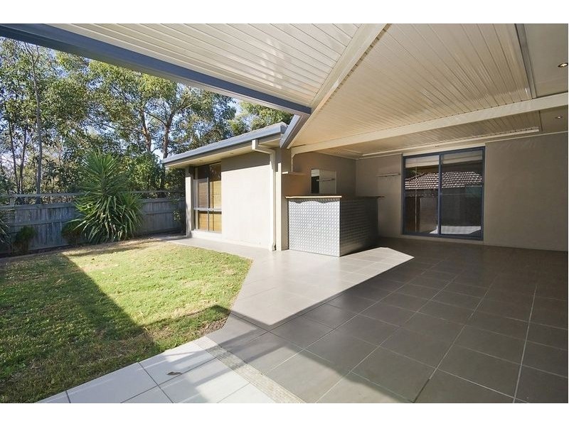 5 Taylor Place, Forest Lake QLD 4078