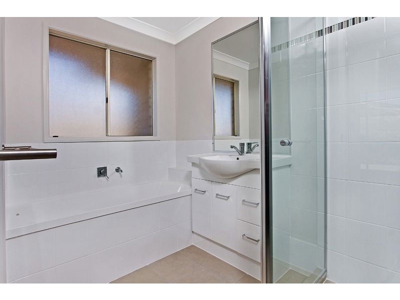 11B Tone Drive, Collingwood Park QLD 4301