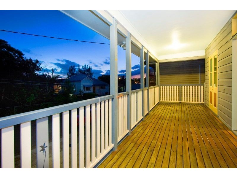 32 Redfern Street, Woolloongabba QLD 4102