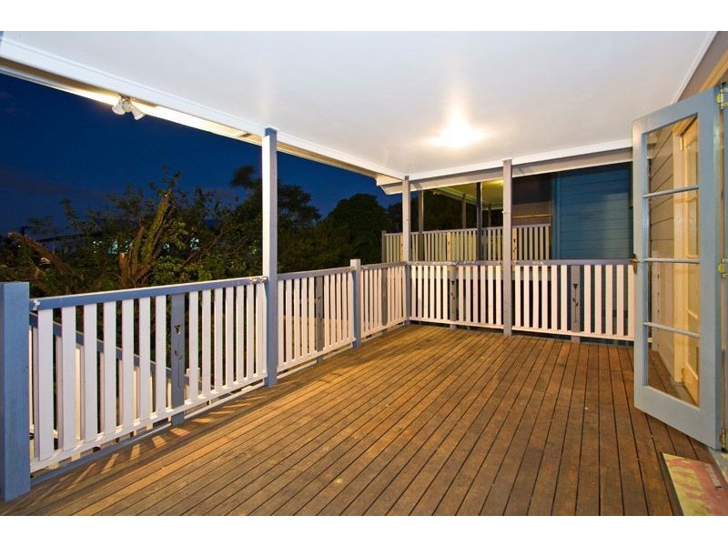 32 Redfern Street, Woolloongabba QLD 4102