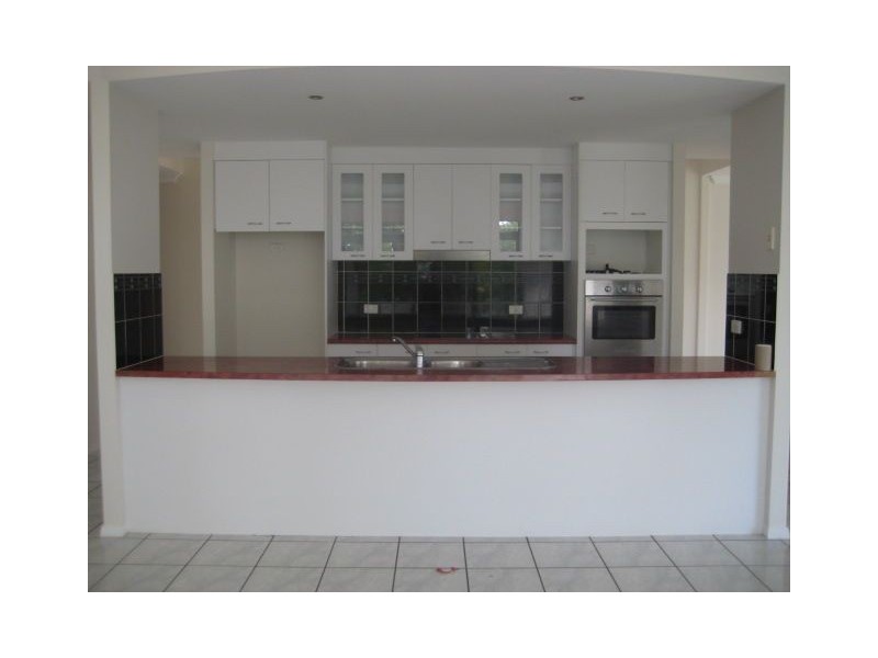 18 Ascot Ave, Forest Lake QLD 4078