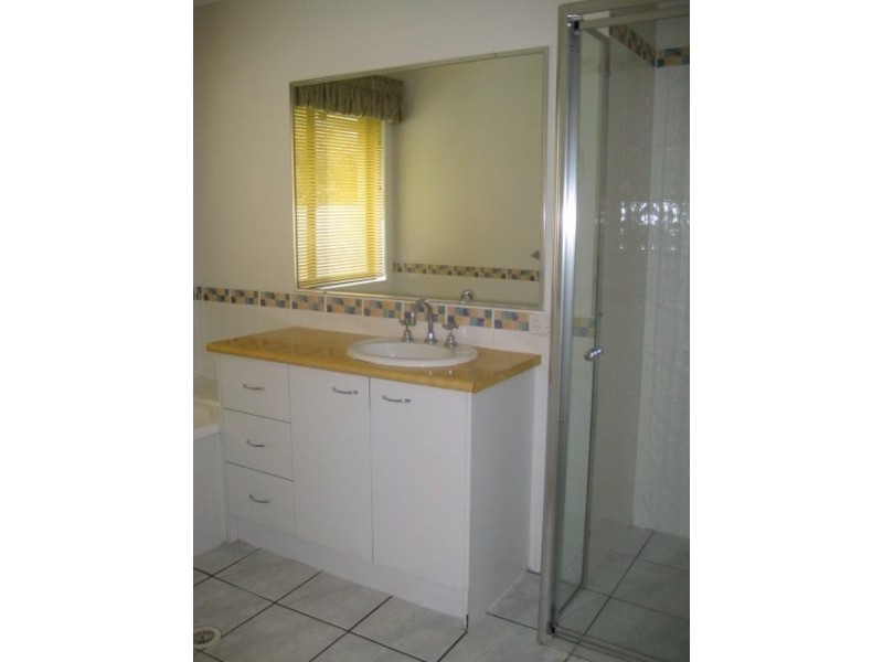 18 Ascot Ave, Forest Lake QLD 4078