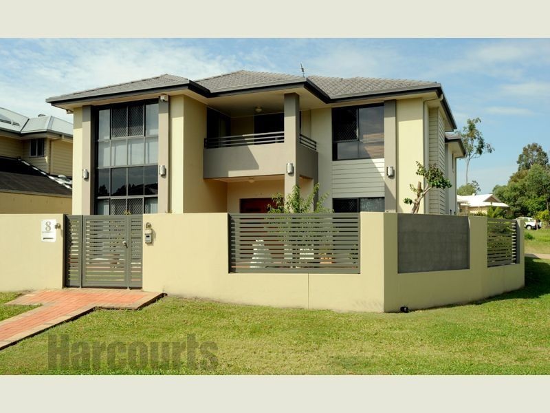 8 Santorini Place, Forest Lake QLD 4078