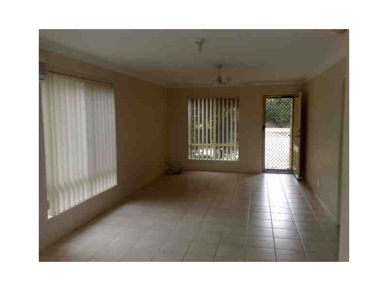 4/7 Glorious Way, Forest Lake QLD 4078