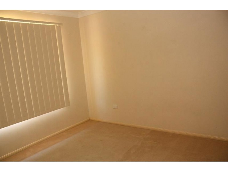 33 Centennial Way, Forest Lake QLD 4078