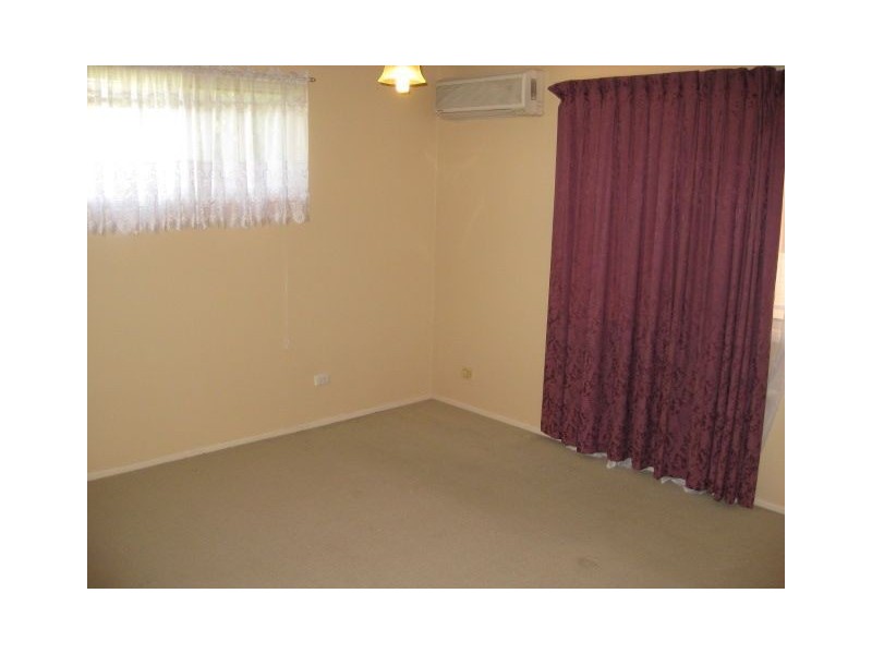 Durack QLD 4077