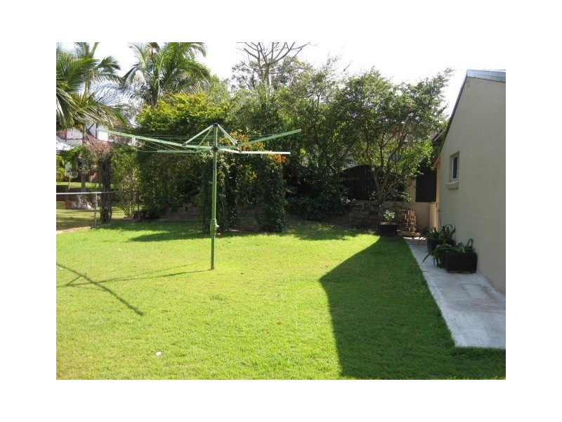 Durack QLD 4077