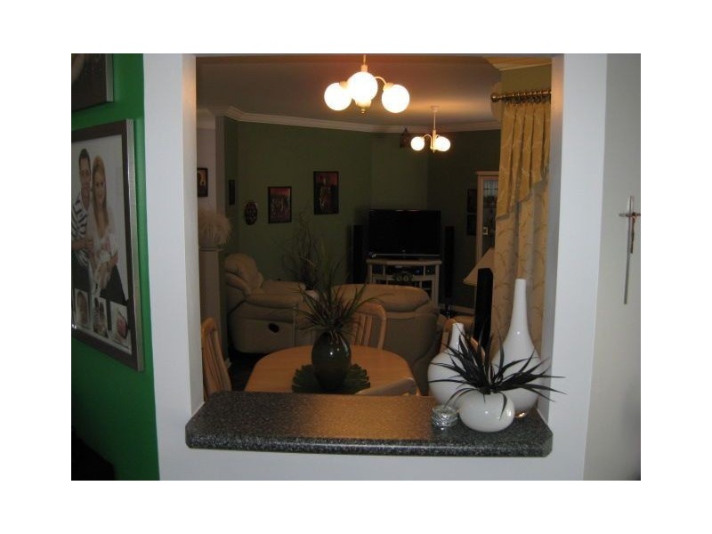 4 Blaxland Street, Forest Lake QLD 4078