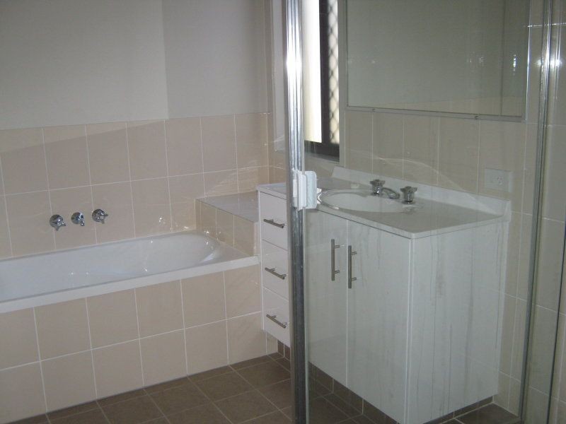 Forest Lake QLD 4078