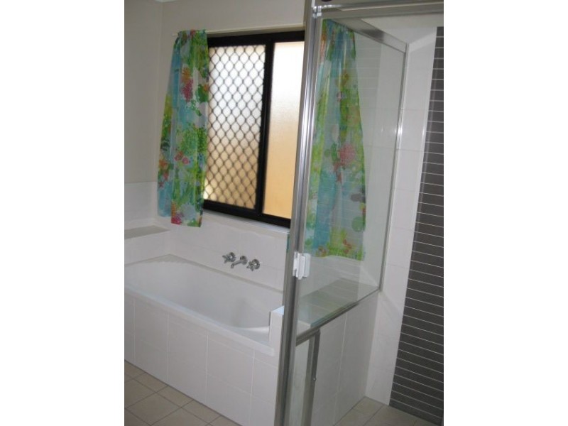 Forest Lake QLD 4078