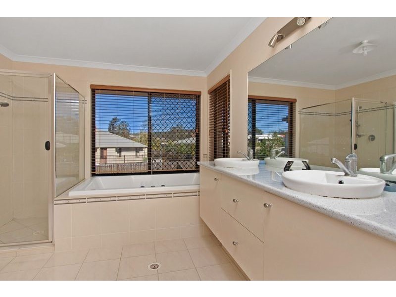 Augustine Heights QLD 4300