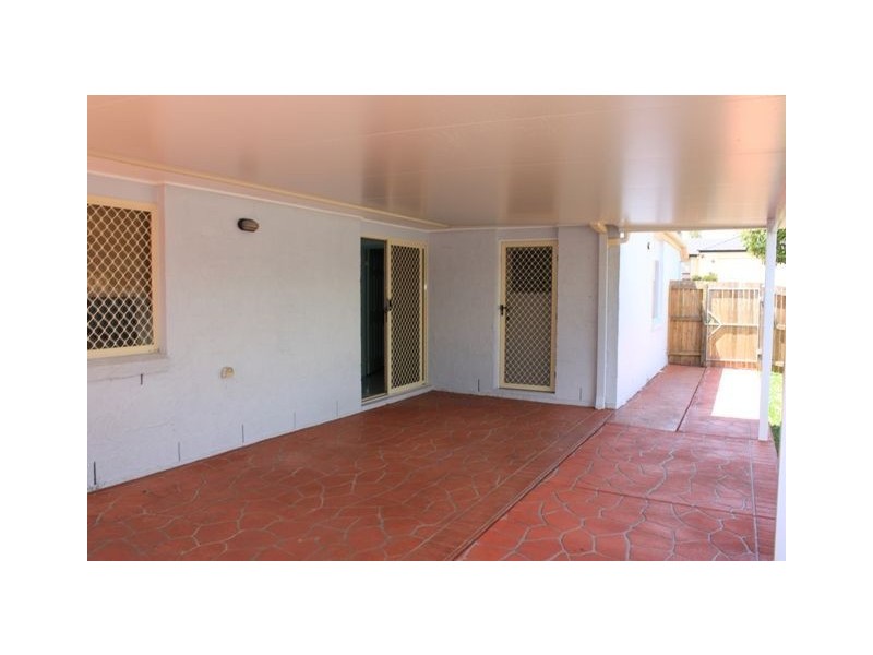 18 Mapleton Way, Forest Lake QLD 4078